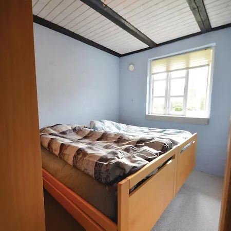 Сasa de vacaciones Three-bedroom In *