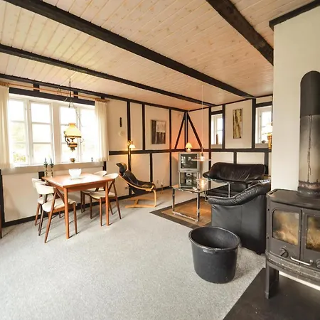 3 Bedroom Lovely Home In Spottrup * Spottrup