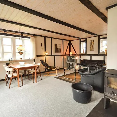 Ferienhaus Three-bedroom In *