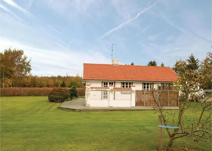 Three-bedroom In Dom wakacyjny Spottrup