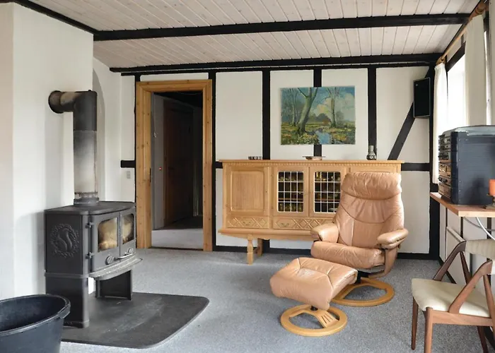 Dom wakacyjny Three-bedroom In *