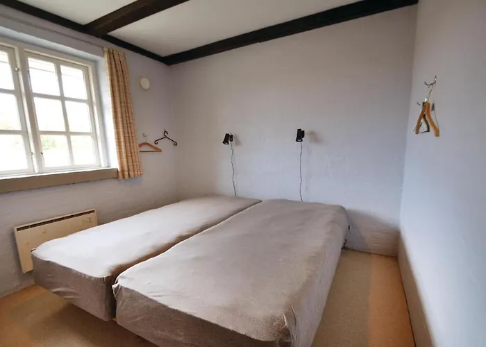 Three-bedroom In Dom wakacyjny *